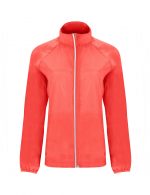 glasgow_woman_windbreaker_hood_antienemiko_koukoula_gynakeio